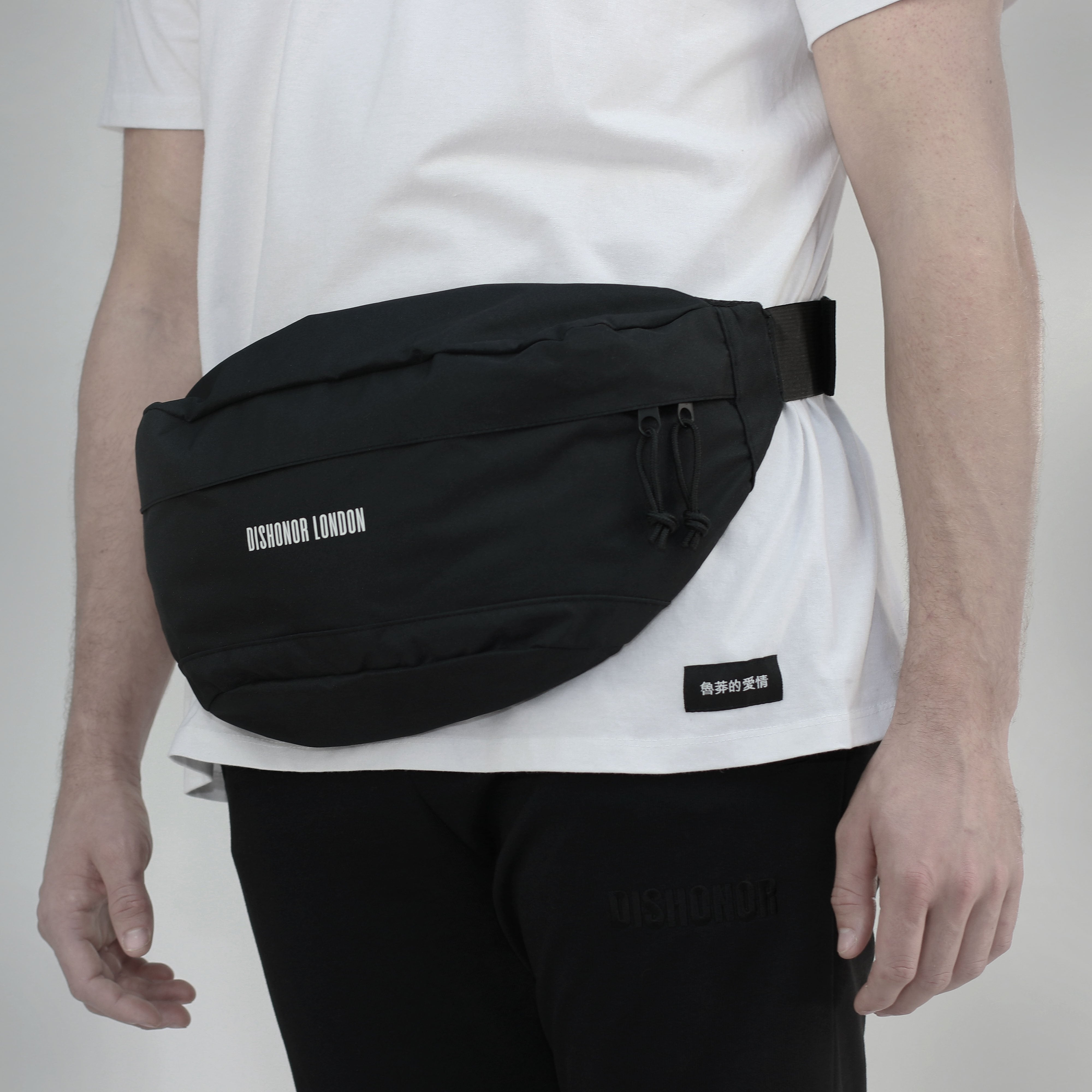 Dumas A20 Oversized Bag - DISHONOR