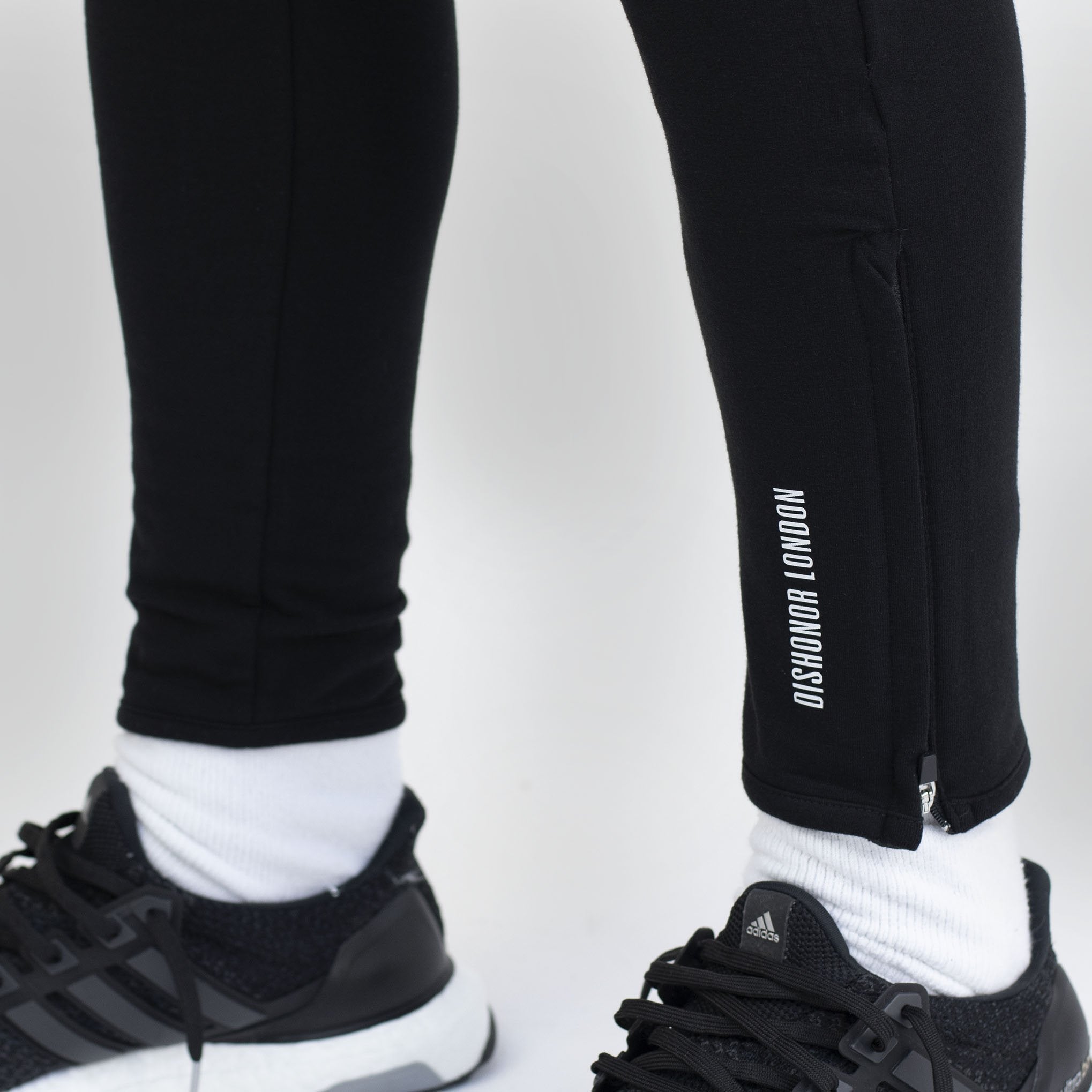 Munro Training Jogger - DISHONOR