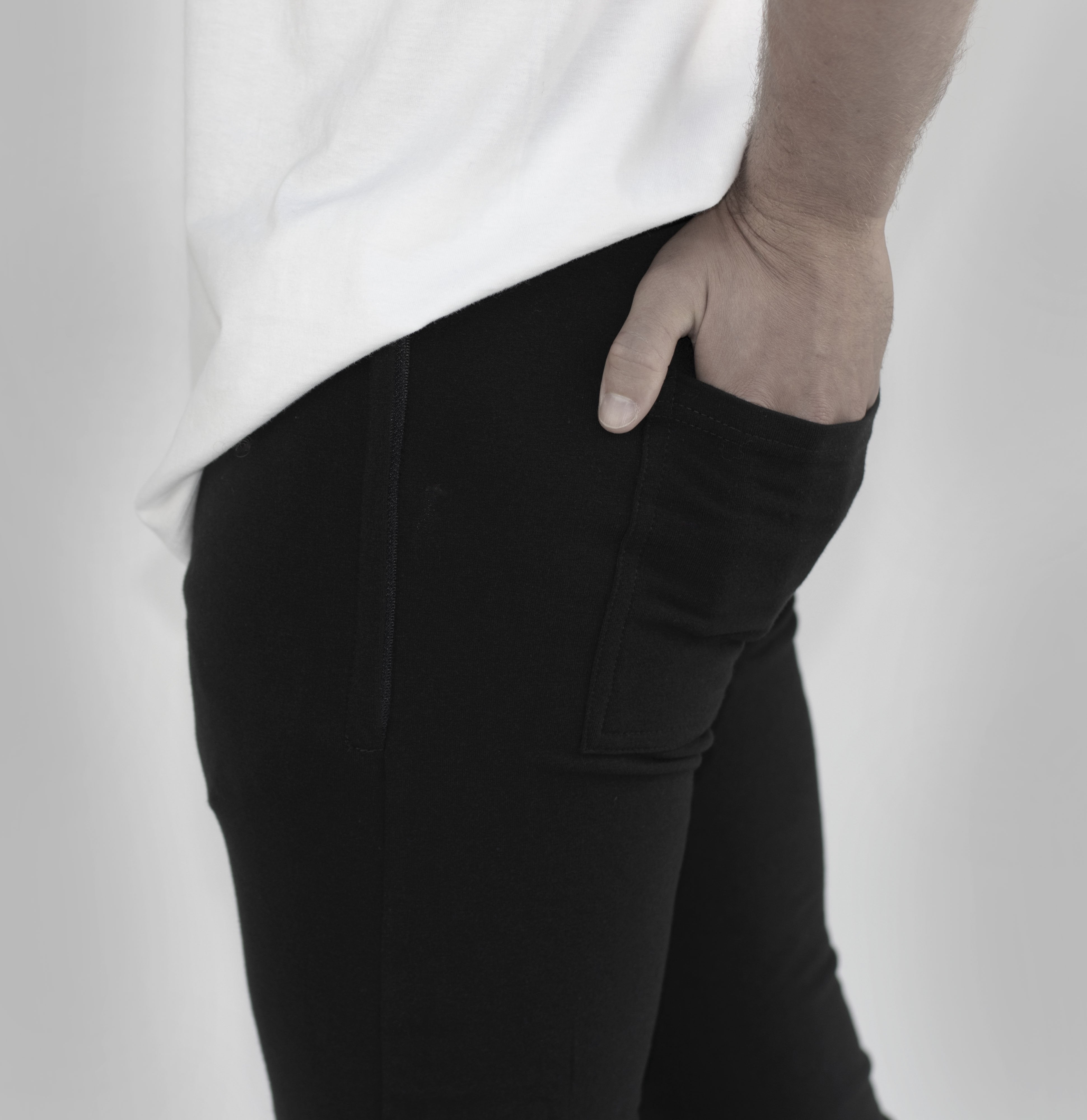 Munro Training Jogger - DISHONOR