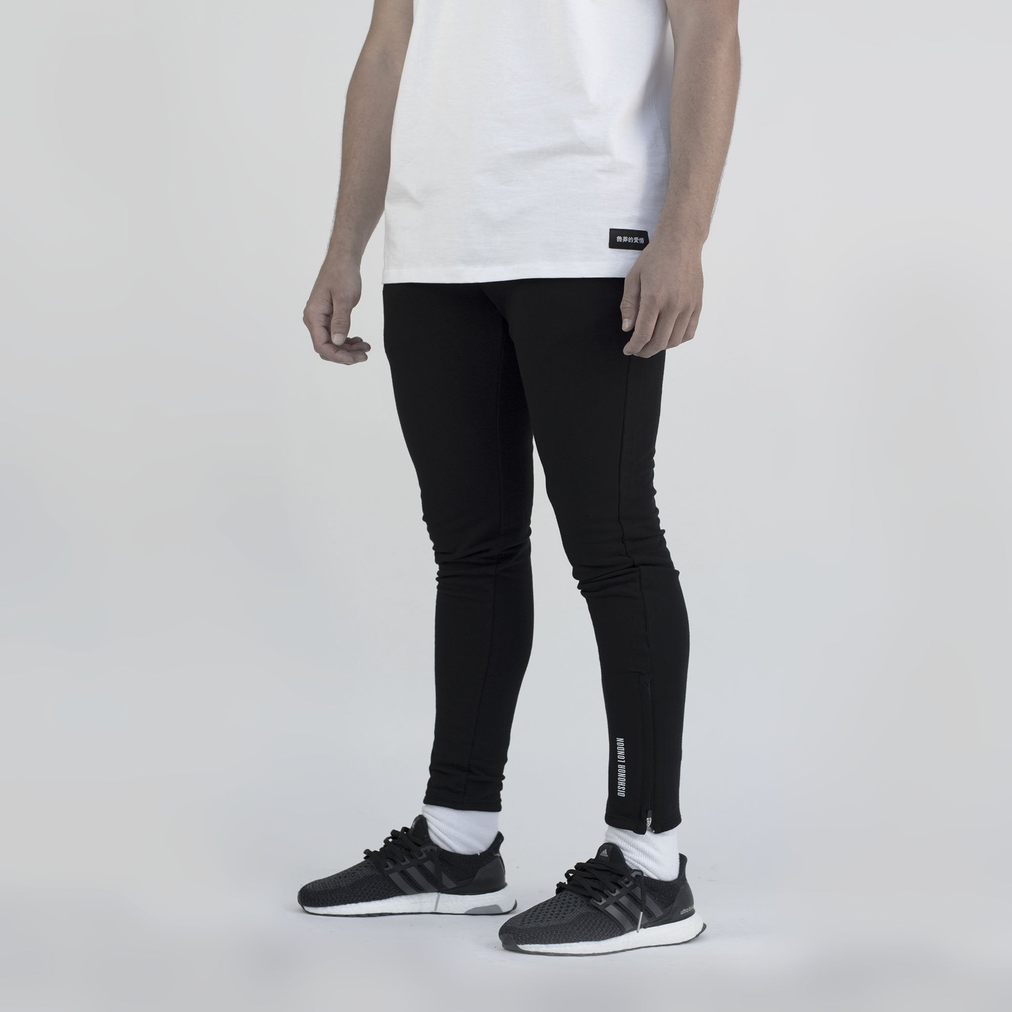 Munro Training Jogger - DISHONOR